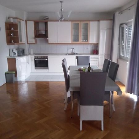 Apartman Teklic Kastela Exterior photo
