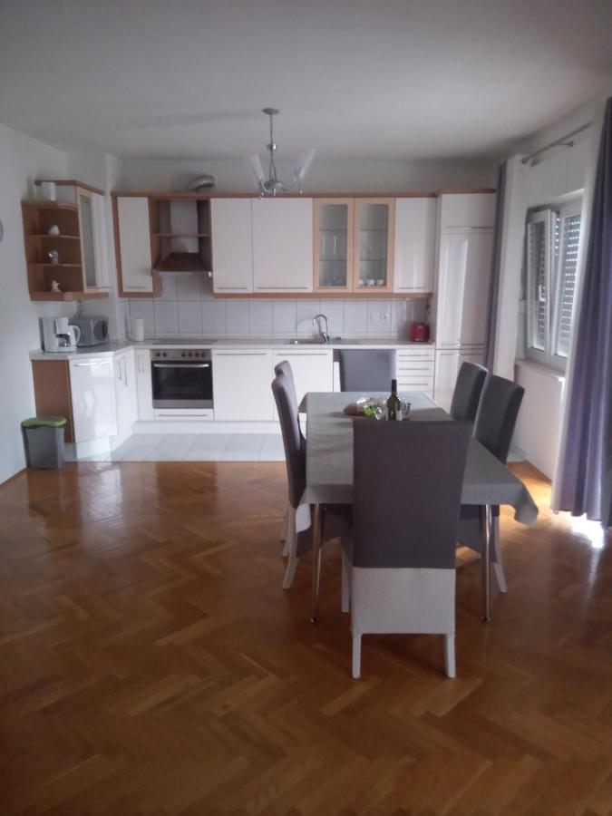 Apartman Teklic Kastela Exterior photo